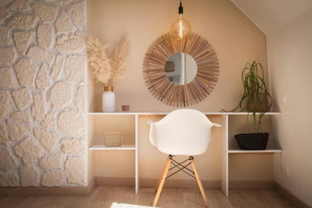 Tres Jolie Maison A Cote De La Plage 勒波泰勒 外观 照片